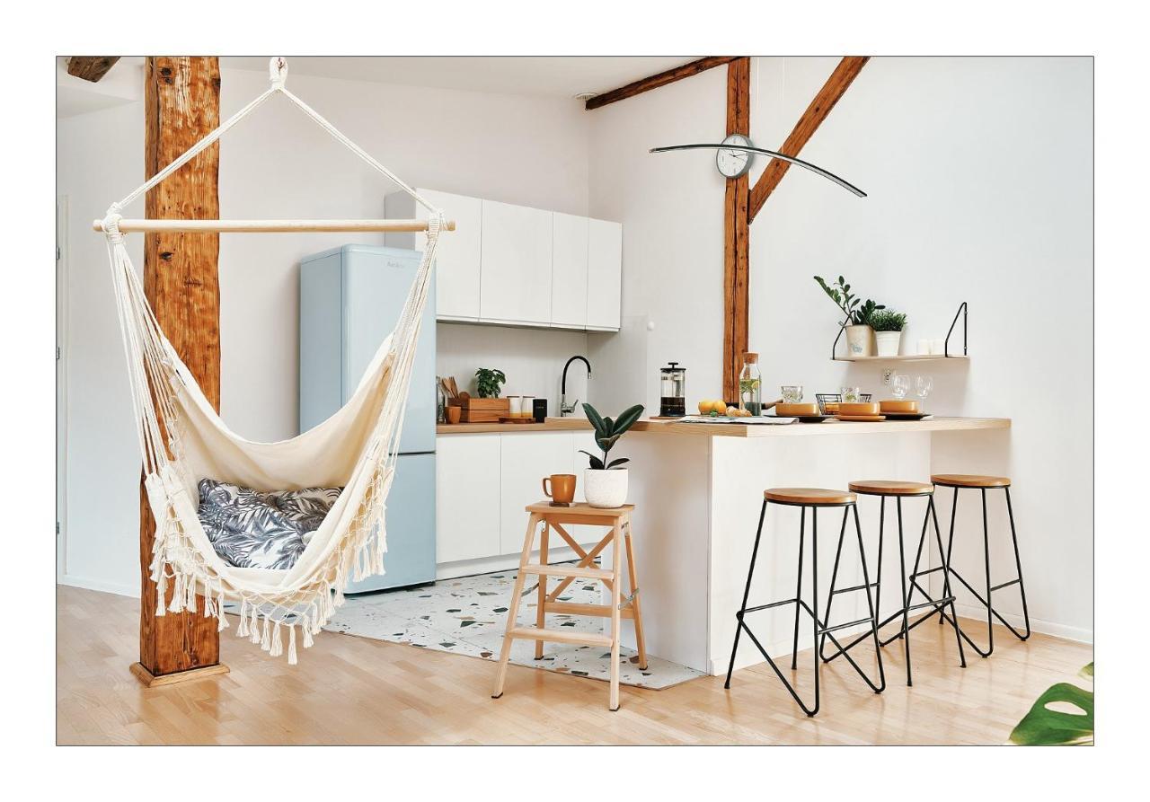 Sunny Apartment At The Heart Of Old Town Краков Экстерьер фото